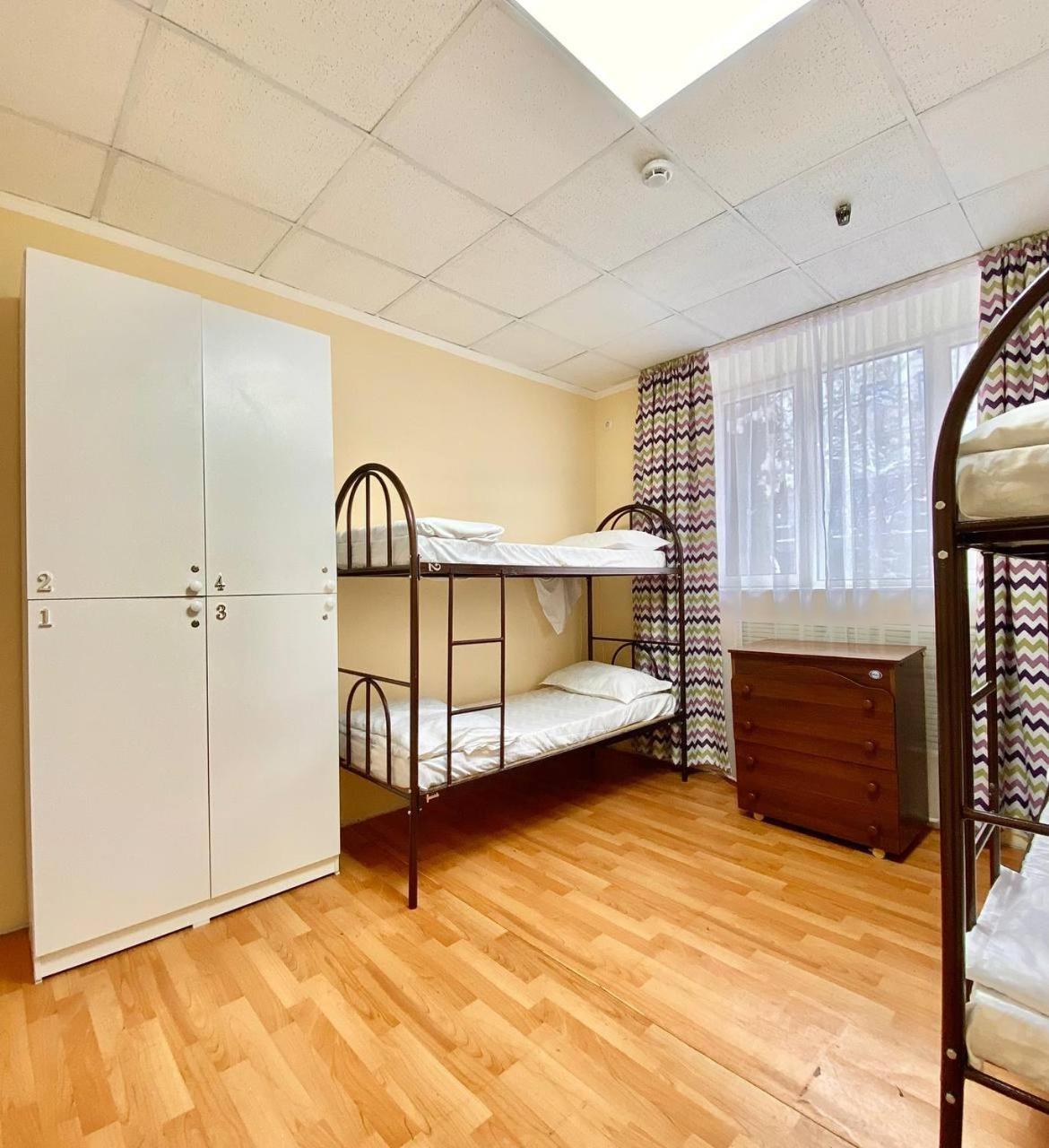 Alma-Ata Hostel Bagian luar foto
