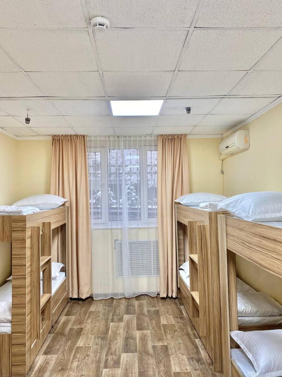 Alma-Ata Hostel Bagian luar foto